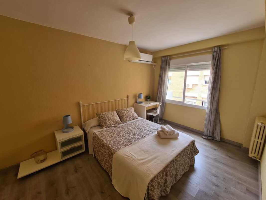 Apartamentos Dos Torres Frodo - Parking privado gratis Zaragoza Exterior foto