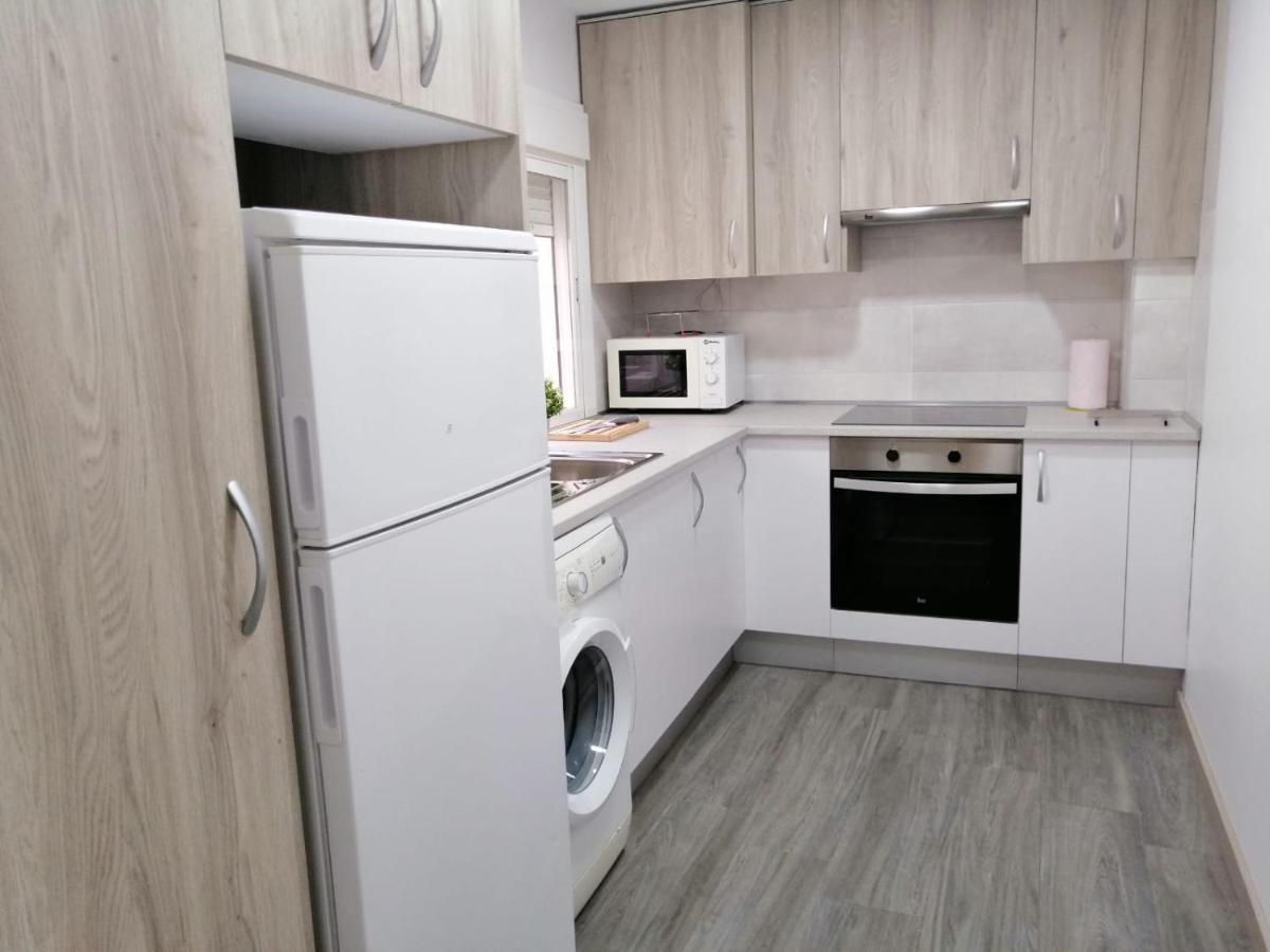 Apartamentos Dos Torres Frodo - Parking privado gratis Zaragoza Exterior foto
