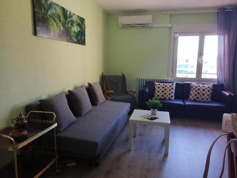 Apartamentos Dos Torres Frodo - Parking privado gratis Zaragoza Quarto foto