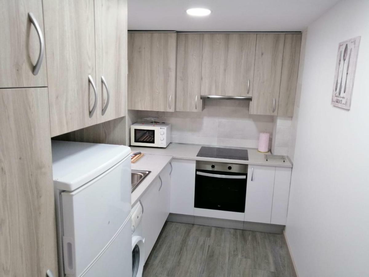 Apartamentos Dos Torres Frodo - Parking privado gratis Zaragoza Exterior foto